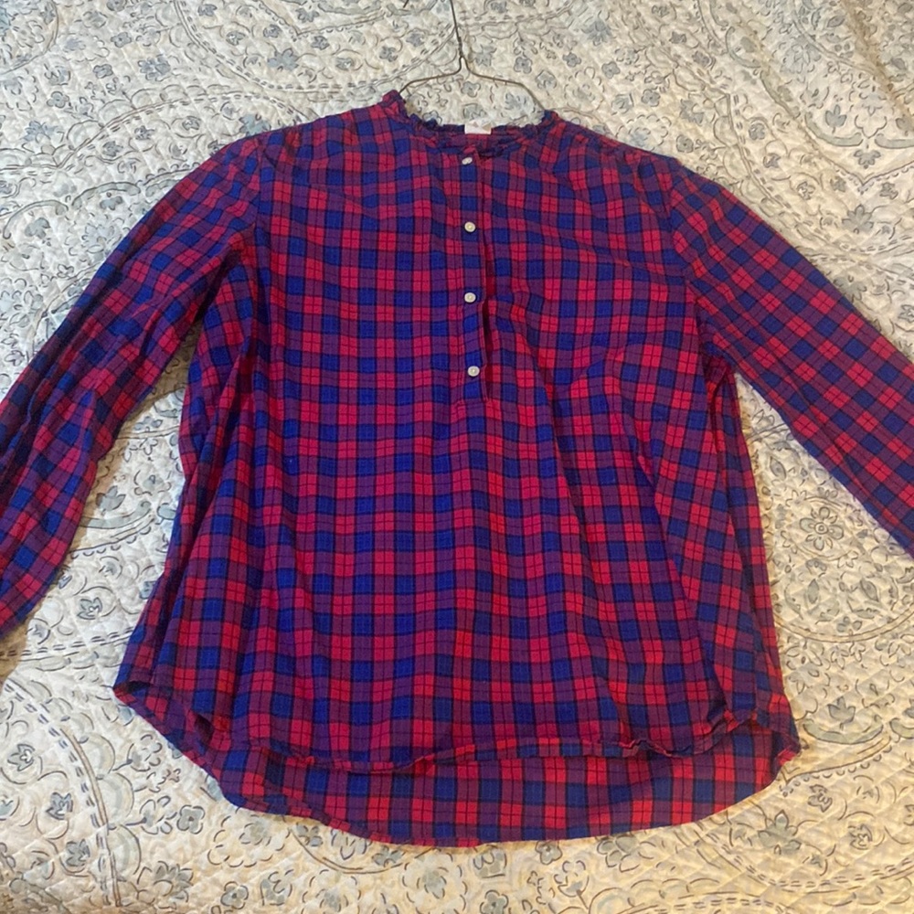 Gap size large long sleeve button top Womens
